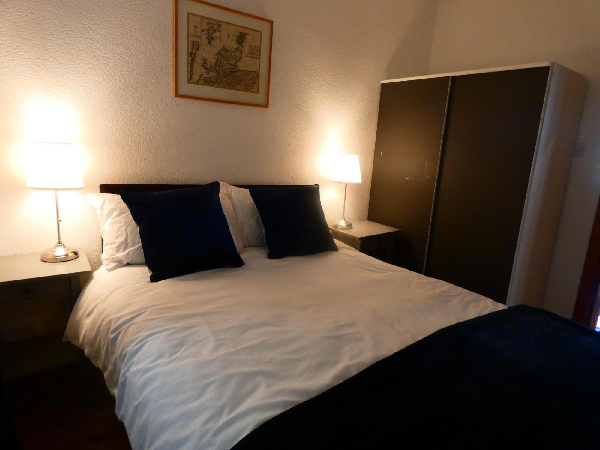 Central 2-Bed Flat In エディンバラ エクステリア 写真